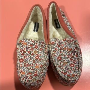 Lands End Comfortable Floral Slippers